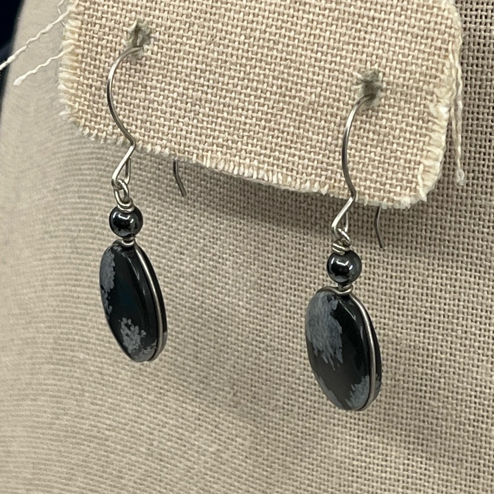 Handmade Vintage 1990's Snowflake Obsidian & Black Pearl Earrings - Picture 4 of 16